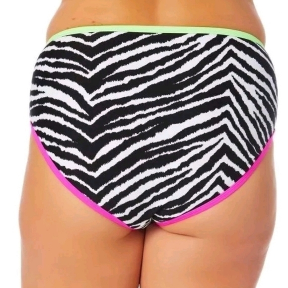 California Waves Zebra Print Plus Size Bikini Swim Bottoms - Picture 2 of 10